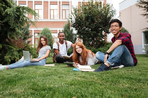 Pell Grant Expansion 2025: What US Families Need to Know