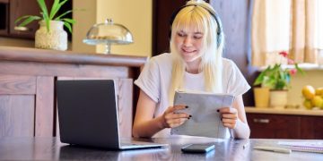 Understanding Your Credit Score: Impact Financial Plan - Cover Image