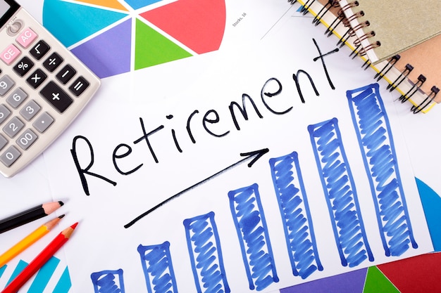 A graph illustrating the growth of retirement savings over time, comparing scenarios with and without employer matching contributions to a 401(k) plan.