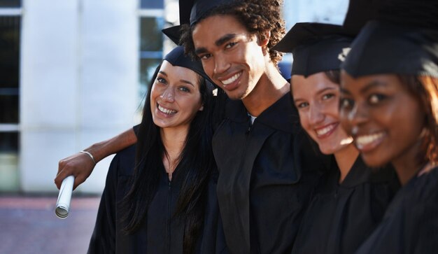 College Graduation Rates: Latest Trends and Demographic Insights