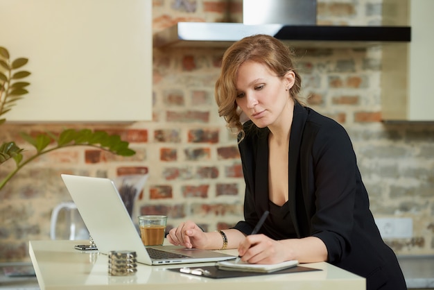 Financial Planning for Small Business Owners: 3 Strategies for Long-Term Success