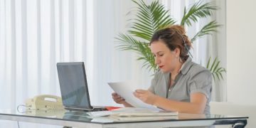 2025 Personal Finance: 5 Strategy Adjustments for US Readers - Cover Image