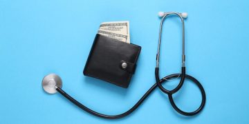 Decoding Your Health Insurance 2025: Deductibles, Co-pays, Coinsurance - Cover Image
