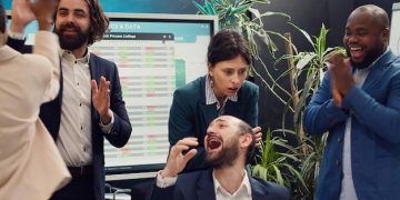 Employee Stock Purchase Plans (ESPPs): Get a 15% Discount on Company Stock - Cover Image