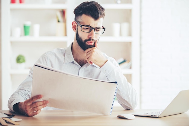 Negotiating Employee Benefits: Your Guide to 2025 Beyond Salary